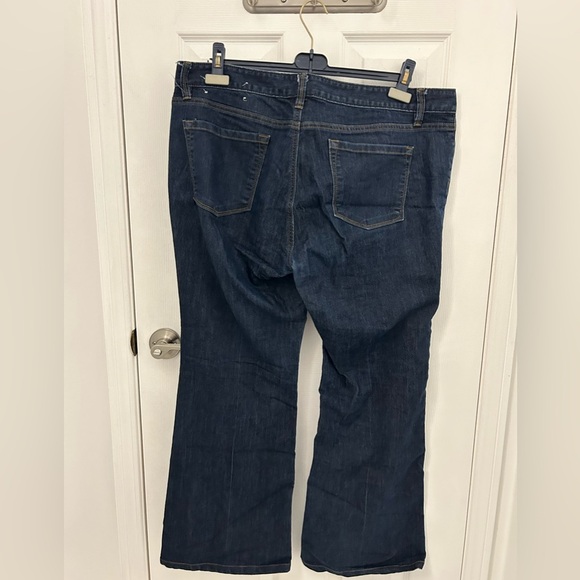Anne Taylor LOFT Women's Flared Blue Jeans, Sz 14 - Picture 4 of 6